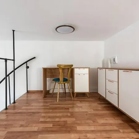 Апартаменты Mountain 40m2 Balkon Antresola 4 Osoby Краков